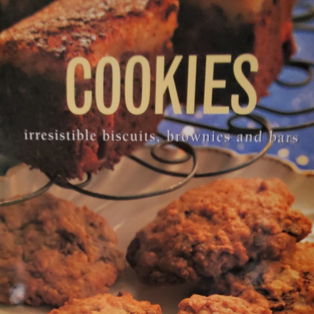 Cookies Irresistible Biscuts Brownies and Bars Cookbook